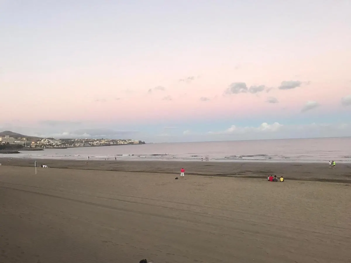 Apartamento En Playa Del Ingles Los Mangos アパート
